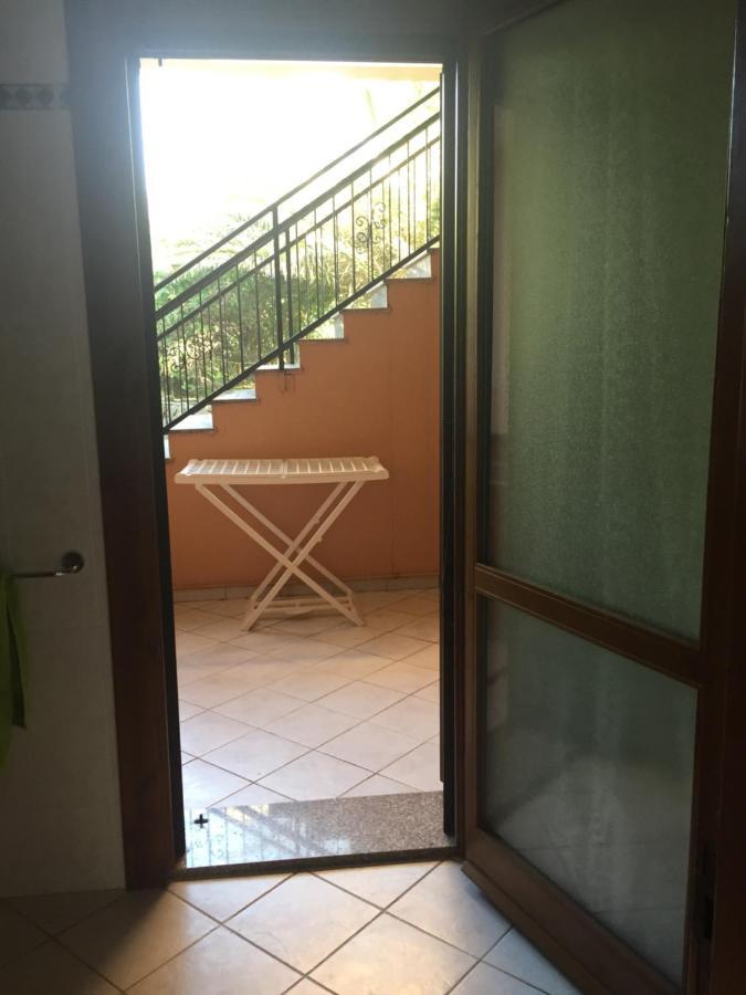 Vila La Casa Sotto La Torre Chia Exteriér fotografie